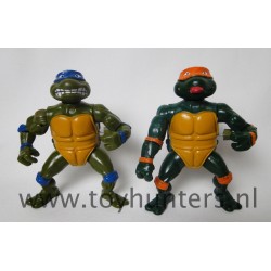 2x Wacky Action Turtles Leonardo and Michaelangelo 1989