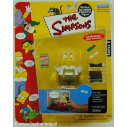 Uter - Playmates - The Simpsons Springfield Toys Bart Marge